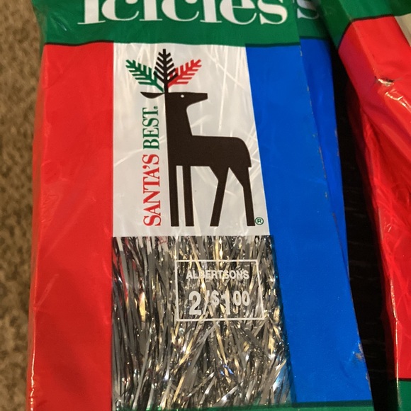 Vintage Santa’s best 18” 2000 strand icicles - Picture 5 of 9